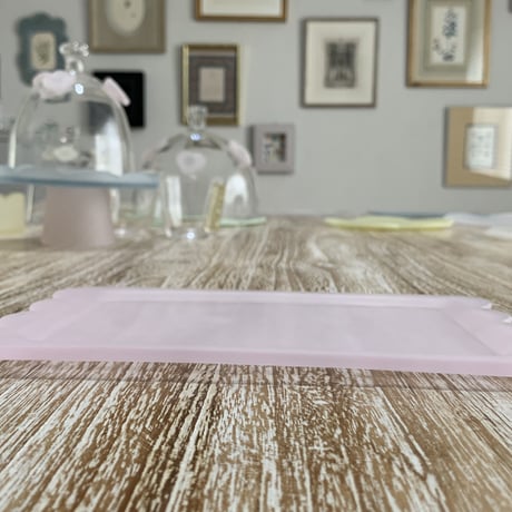 ガラス作家のストライプ角皿・井上枝利奈 井上枝利奈ガラスドーム | RINFA