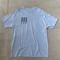 noidea 前にならえ TEE(胸プリント）