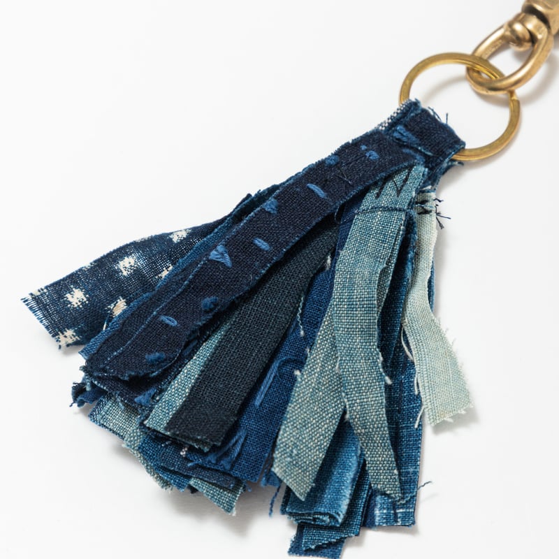 タッセルキーホルダーハンドメイドデニム革タグクッションタグk-3