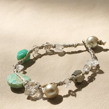 Chrisopras & w.pointed Quortz,Freshwaterpearl Bracelet