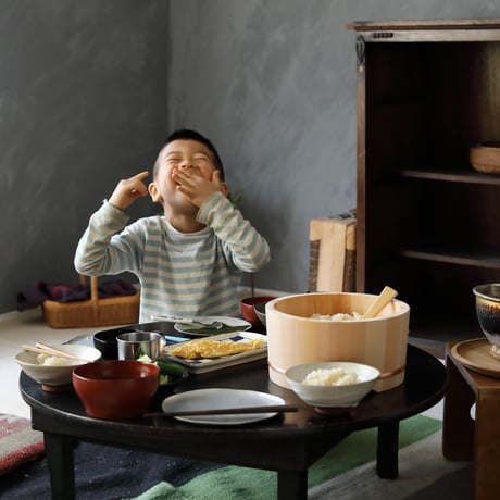 二つの寿司桶になるおひつ