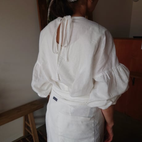 ギャザースリーブ　スモック　white