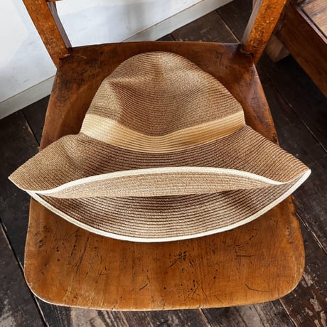 mature ha.  BOXED HAT 11cm brim switch color line wide （ivory）paper