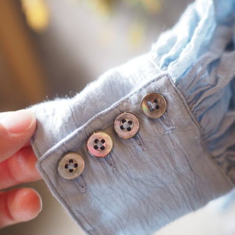Sa-Rah スタンドネックギャザーブラウス 刺繍コットン