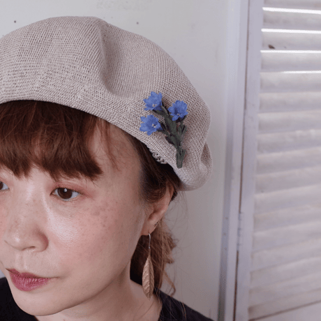 村上伊万里 ブローチ ハルリンドウ