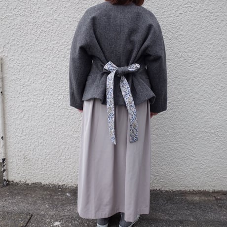 Porter des boutons リバティショートコート