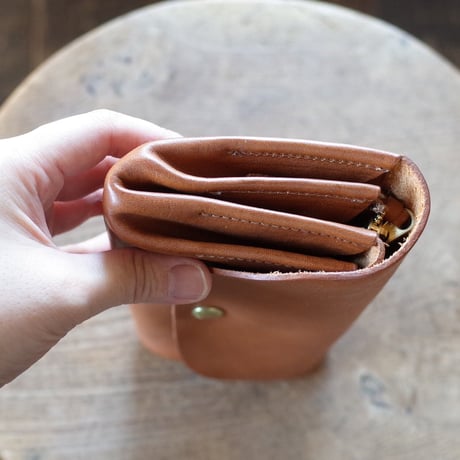 CINQ 長財布（カラー：キャメル）