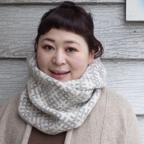 ラトヴィア woolスヌード（グレー系）