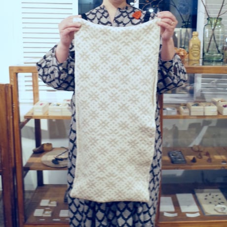 ラトヴィア woolスヌード（オレンジ系）