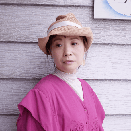 mature ha. BOXED HAT11cm brim plain tape（ivory＋gray ） raffia