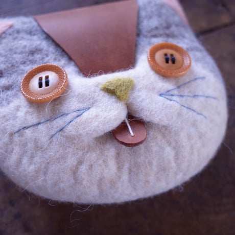 Hand Made Felt NICO ハチワレねこポーチ