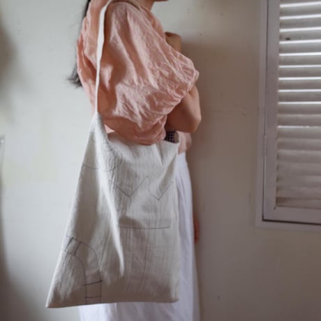 hiki  おさんぽBAG（カラー：オフホワイト）