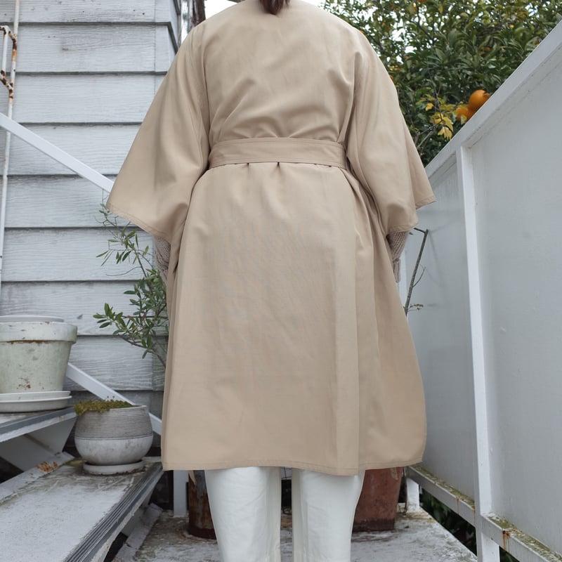 Porter des boutons ポンチョコート（ベージュ） | moln