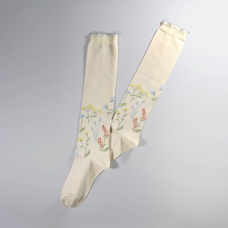 【KURI BOTELLA】floral long socks /  ホワイト、ブラック