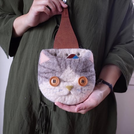Hand Made Felt NICO ハチワレねこポーチ