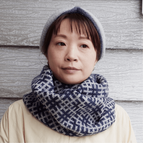 ラトヴィア woolスヌード（ネイビー系）