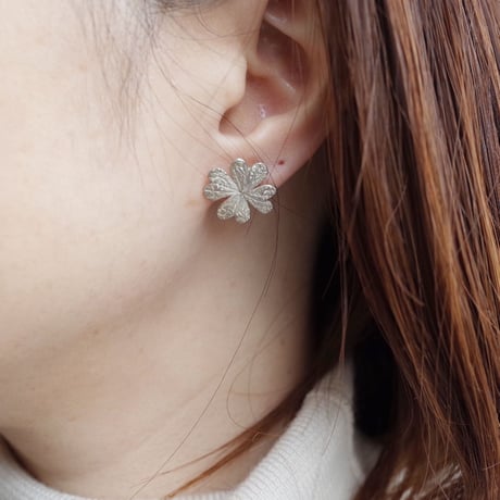 PLANTS ピアス（クローバー）両耳