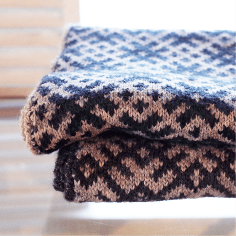 ラトヴィア woolスヌード（ネイビー系）