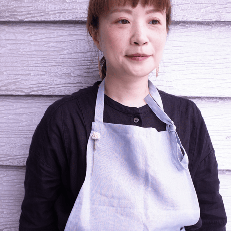 村上伊万里 ブローチ シロツメクサ