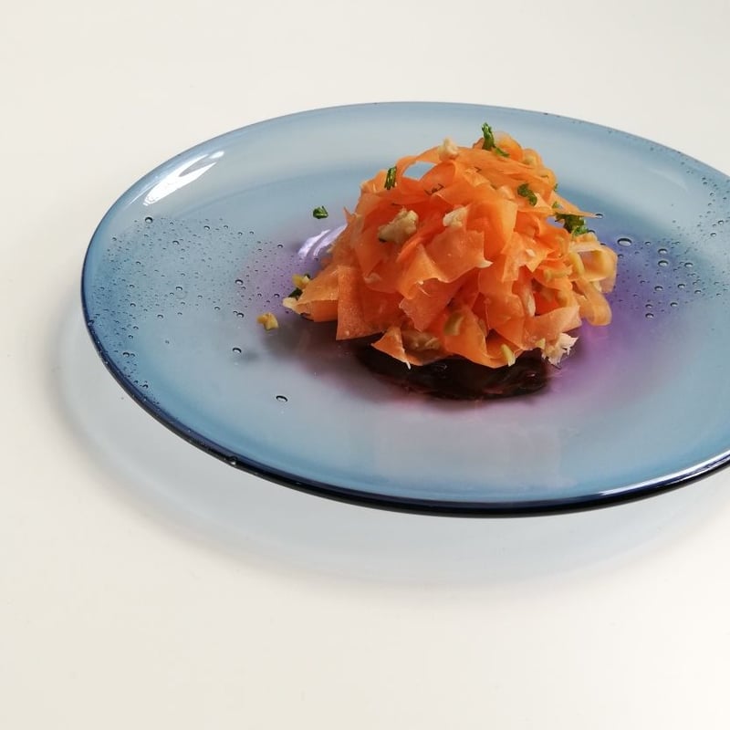 【クリスマス料理に】超レア グラススタジオ 銅色 円形皿 8枚セット　プロ用 クリスマス料理に】超レア グラススタジオ 銅色 円形皿 8枚セット プロ用