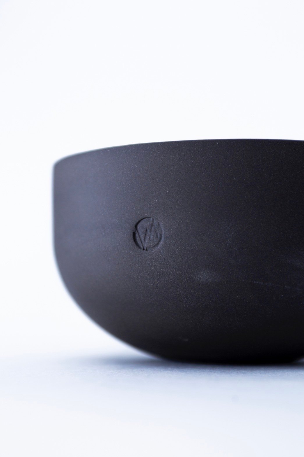 バリエムМサイズ aobouzu FREAK'S STORE 鉢　早いも勝ち❗️ VALIEM GHOST（BOWL / Mサイズ） | 青坊主-aobouzu- | 塊根植物