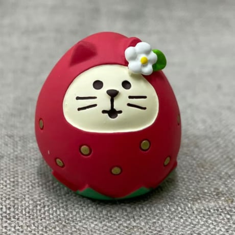 コンコンブル　フルーツ猫だるま　いちご
