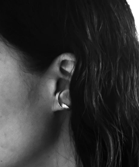 Mebius ear cuff