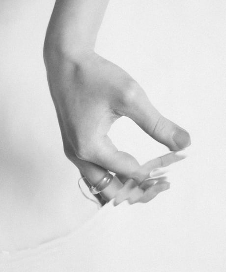 Glass ring _CLEAR (Still)