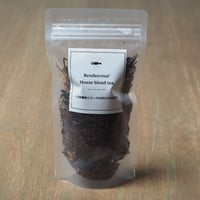 ランデヴーのハウスブレンドティー～三年番茶とローズの花びらのお茶～