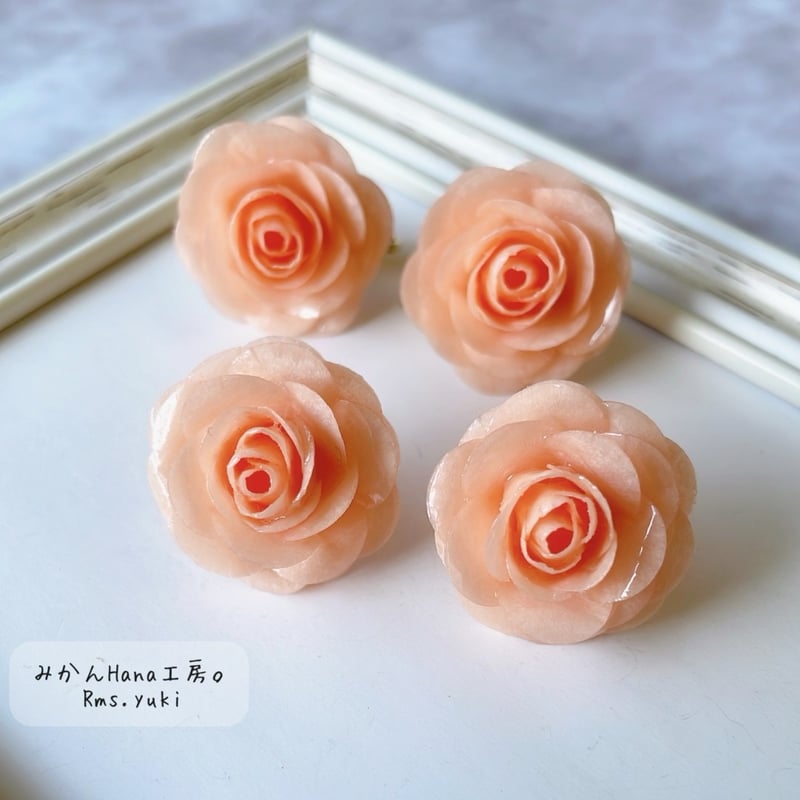 yk001】優しいピンクローズピアス.イヤリング（金具交換不可 
