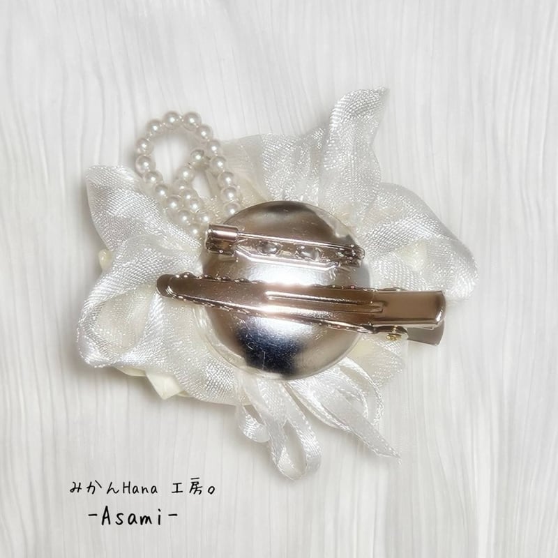 サンプル品　新品　パラダイス・キス　コサージュへアアクセ付（2枚組）初回限定生産 as651】バラのコサージュ(ロザフィ) | みかんHana工房