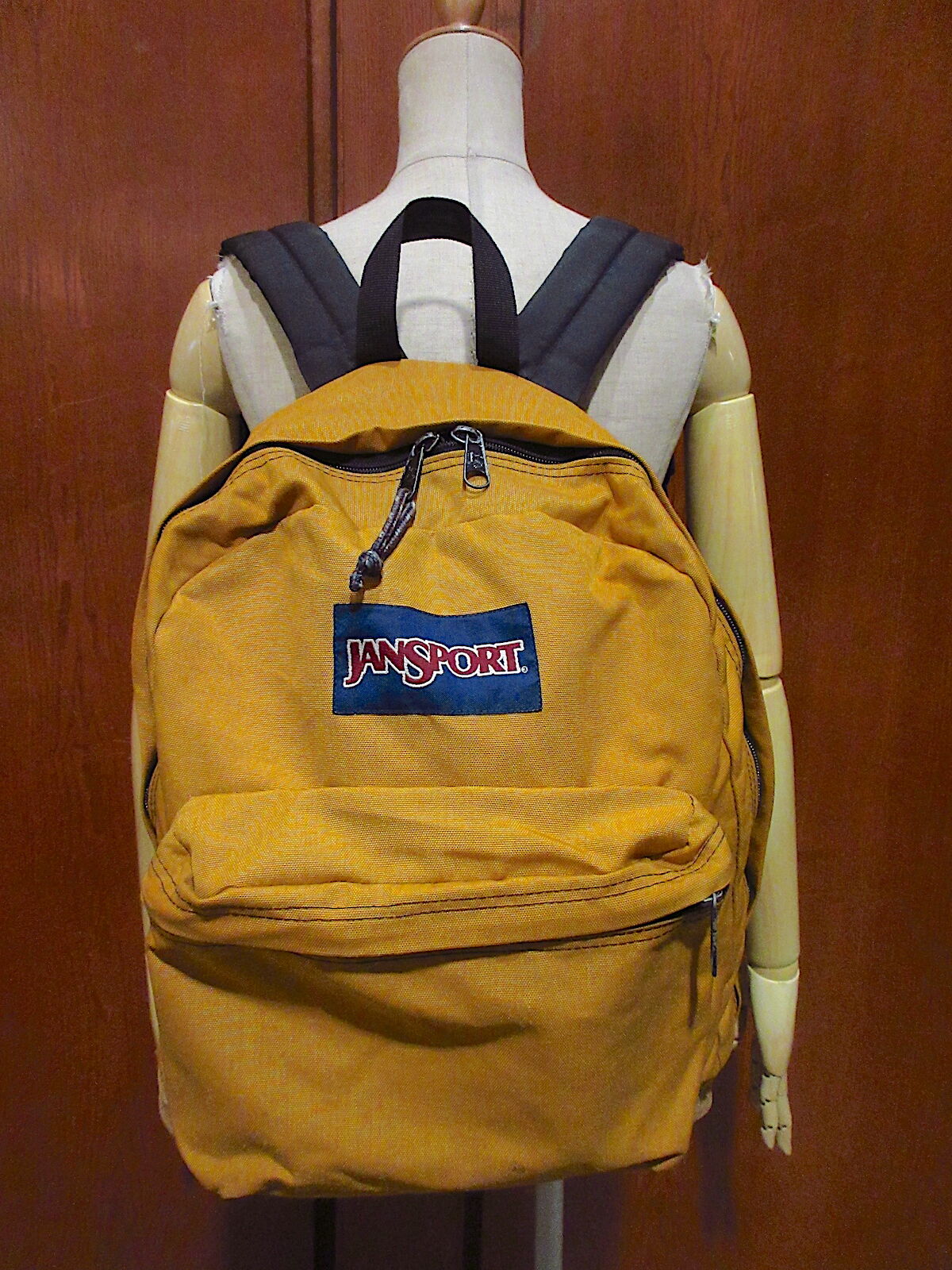 MADE IN U.S.A.  JANSPORTボトムスウェードバックパックマスタード●220417r9-bag-bpジャンスポーツリュックサックかばんUSA