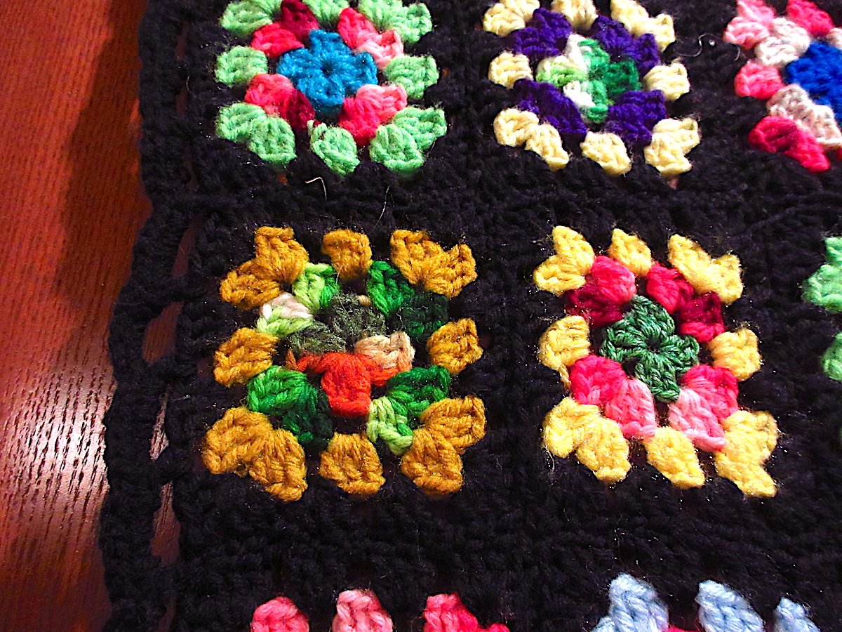 ヴィンテージ かぎ編み ブランケット fit=scale-down,w=1200