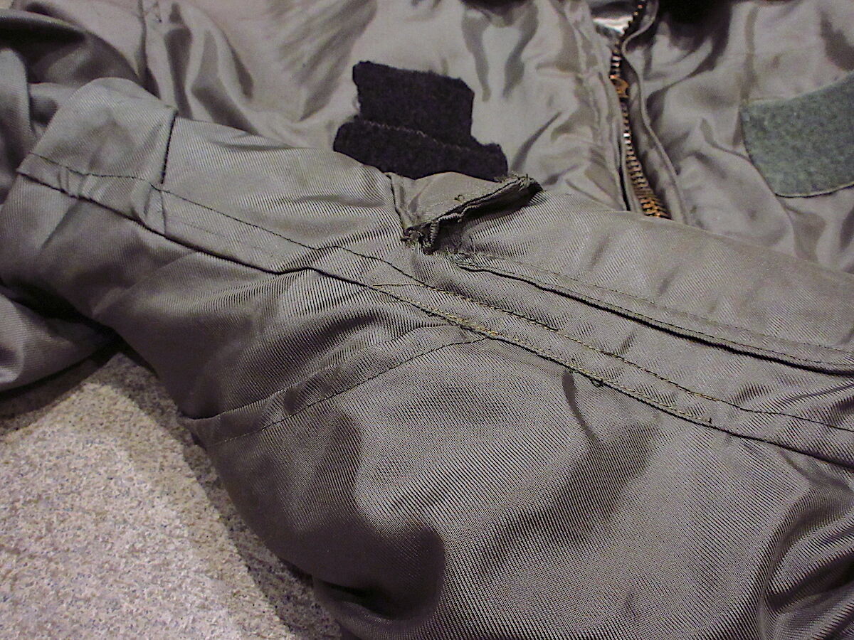 フライトジャケット SMALL (34-36) cwu-45p