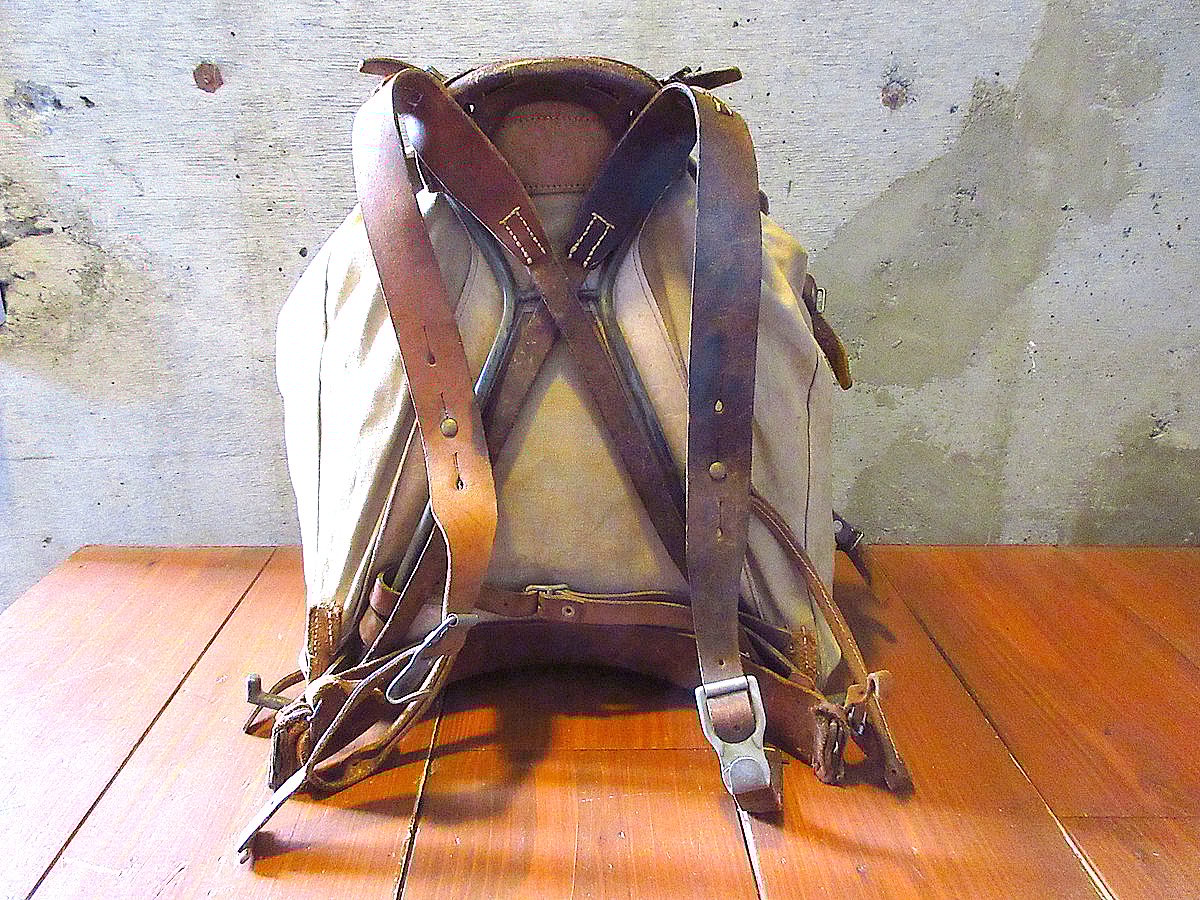 スウェーデン軍のバックパック スウェーデン軍 バックパック (USED) - KITAYA Online Store