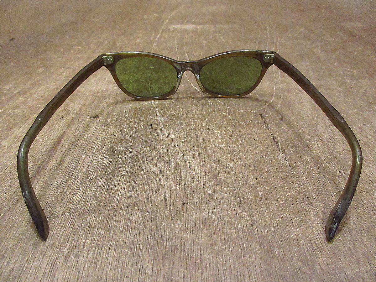 ビンテージ60's○TEGEキャッツアイサングラス○220913i4-eygls ビンテージ60's○TEGEキャッツアイサングラス○220913i4-eygls