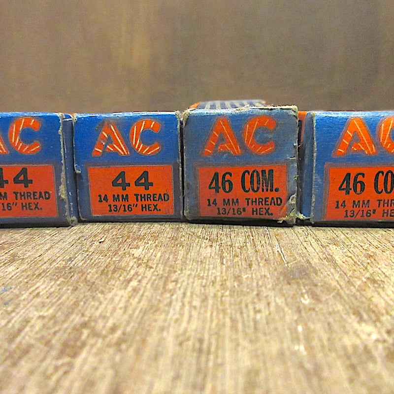ビンテージ○DEADSTOCKスパークプラグ13点セット○251009z8-otclct