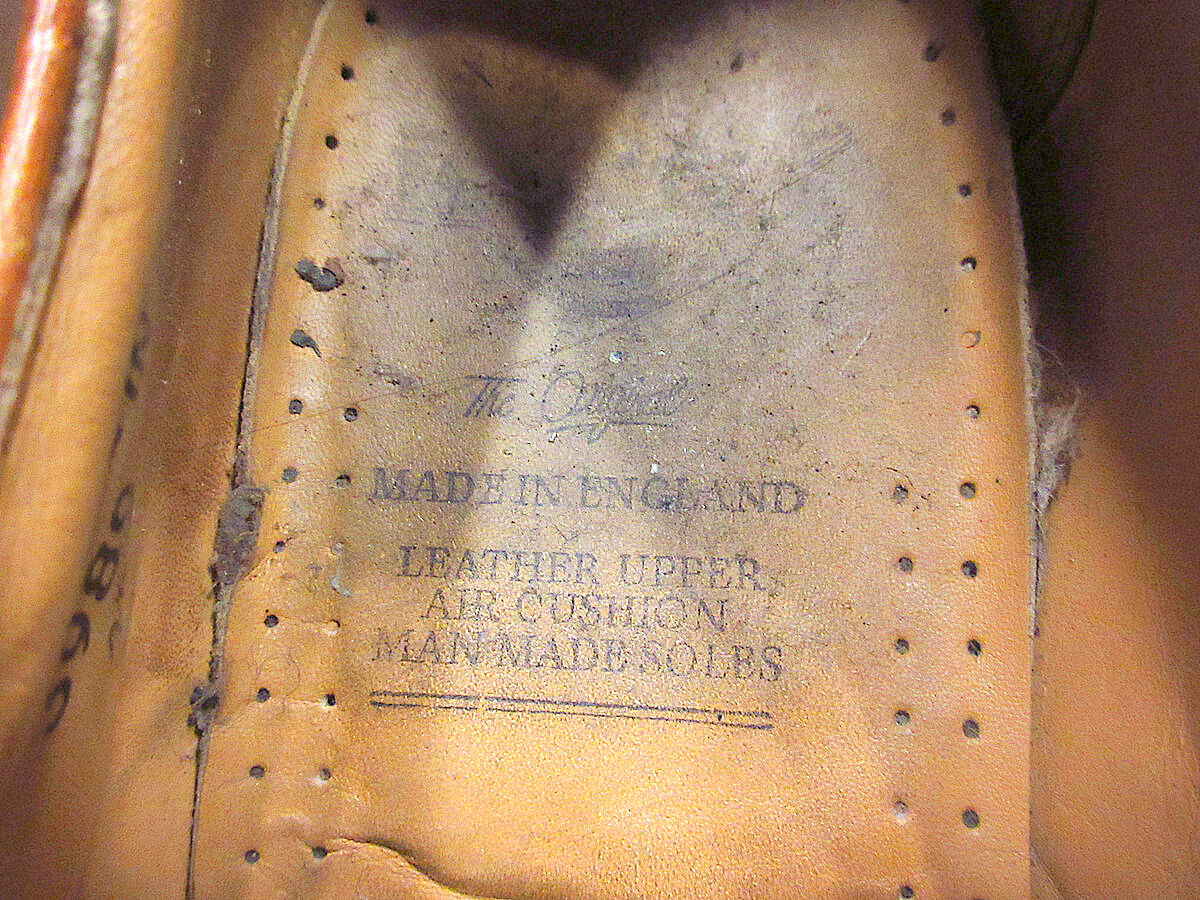 MADE IN ENGLAND Dr.Martens 3989ウイングチップ5ホールシューズ MADE IN ENGLAND Dr.Martens 3989ウイングチップ5ホールシューズ