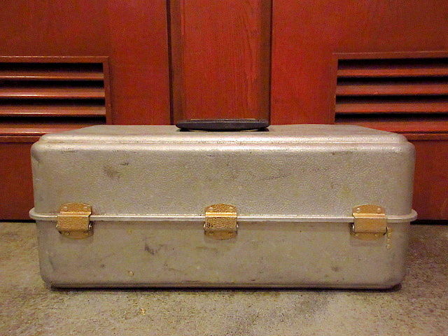 UMCO 173WF  アムコタックルボックス【希少カラー・木目調】 UMCO 173WF アムコタックルボックス【希少カラー・木目調】 2025