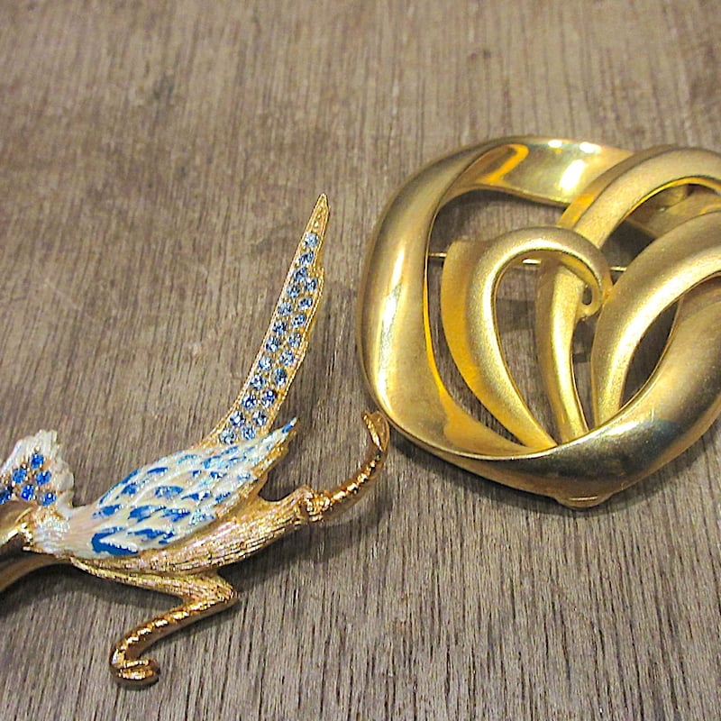 ビンテージ○ゴールドトーンブローチ&バードモチーフブローチ2点セット