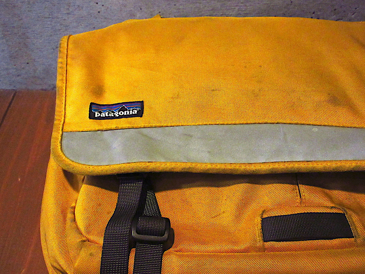 patagonia○ハーフマスメッセンジャーバッグ黄色○260214j7-bag-shd