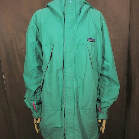 ビンテージ80’s●Patagonia三角タグマウンテンパーカ緑size M●250215j4-m-jk-mpアウトドア古着パタゴニア1980s