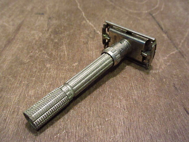 3E 日本剃刀 レザー GOLDTONBO 髭剃り 顔剃 剃刀 除毛 ビンテージ 3D