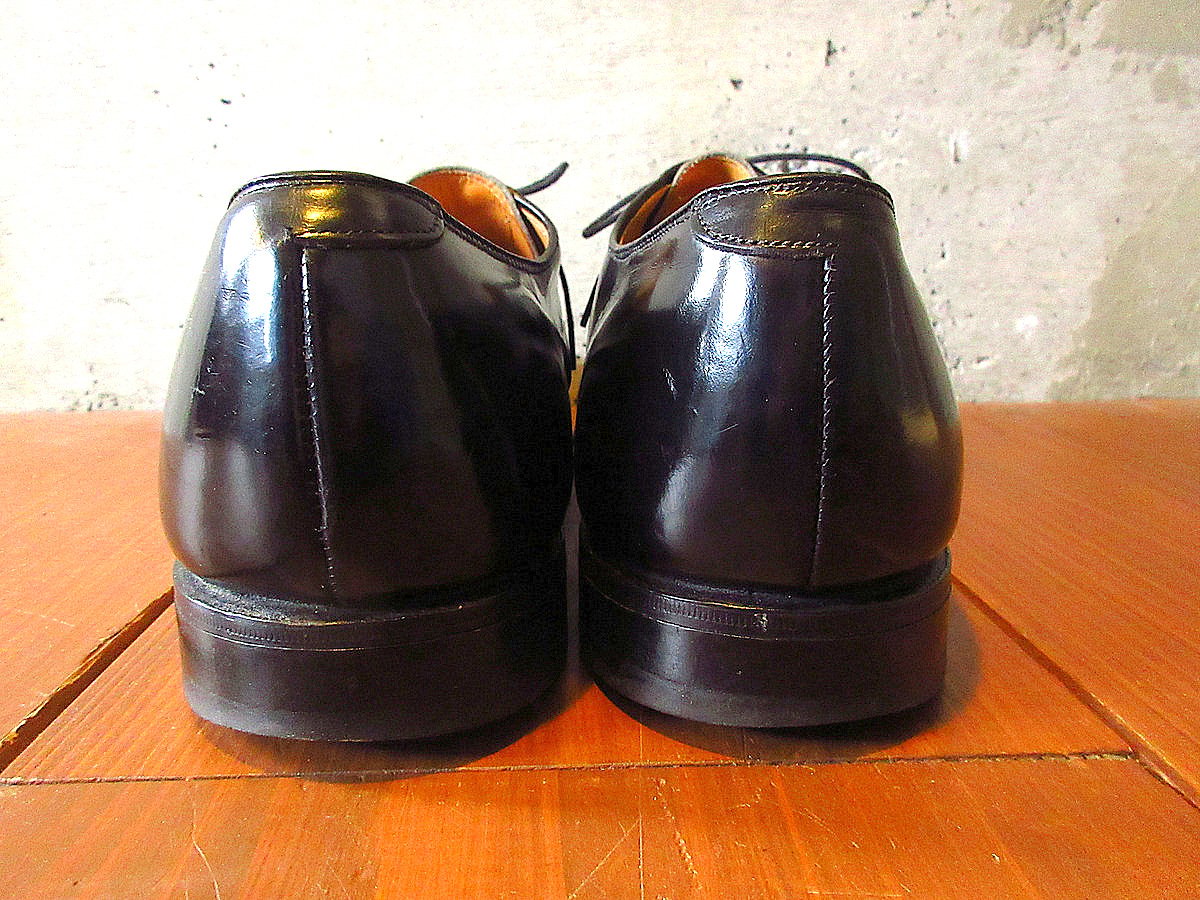 ビンテージ○Johnston & Murphy Heritage内羽根式ストレートチップ