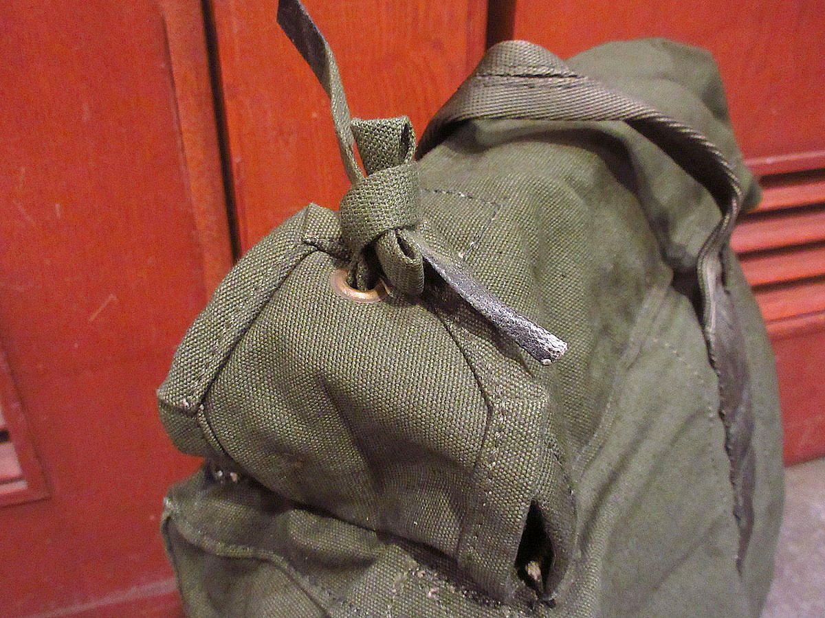 ビンテージ60's○DEADSTOCK? U.S.ARMYサバイバルキットバッグ ビンテージ60's○DEADSTOCK? U.S.ARMYサバイバルキットバッグ