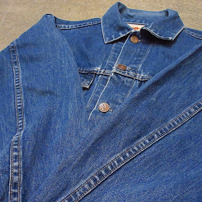 フランシュリッペ　くるみボタン　ピンタック　デニムジャケット フランシュリッペ くるみボタン ピンタック デニムジャケット