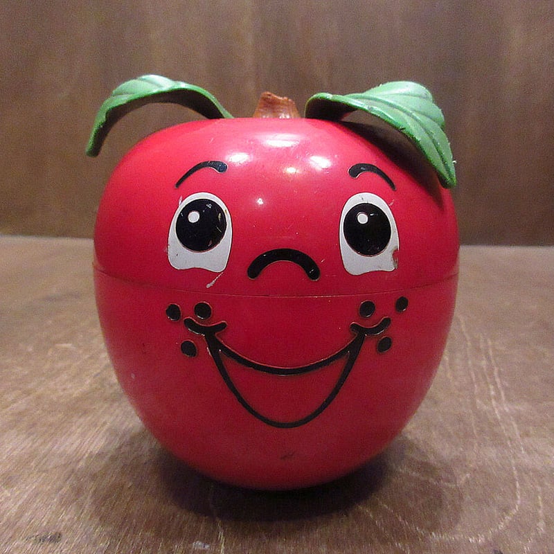 VERNON BC ピンバッジ りんご アップル VERNON BC ピンバッジ りんご アップル（VERNON わかん BC