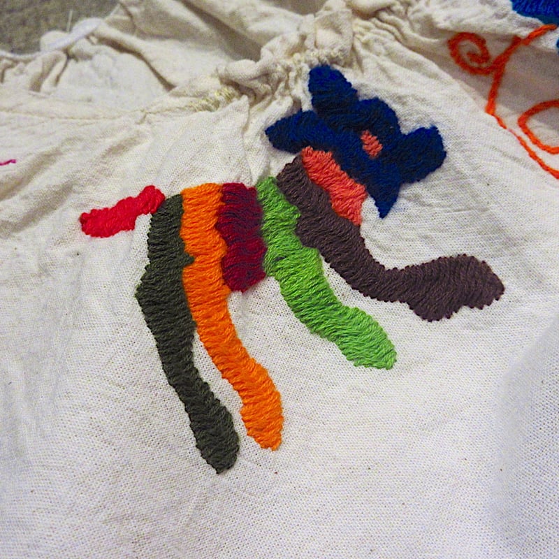 ビンテージ〜70's○レディース刺繍入りリネンノースリーブ ビンテージ〜70's○レディース刺繍入りリネンノースリーブ