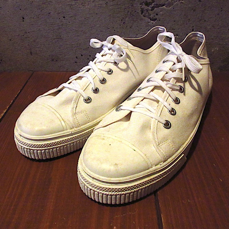 ビンテージ　60s　70s　USA製　シューズ　キャンバス　スニーカー　ライン ビンテージ60's70's○DEADSTOCK キャンバススニーカー白size 10○2602