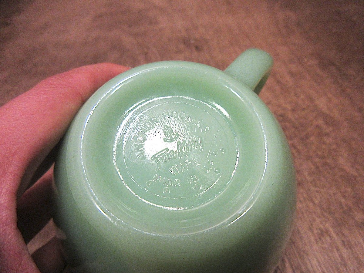 ビンテージ○Fire Kingジェダイエキストラヘビーカップ&ソーサー